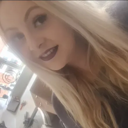 OnlyFans cuenta littleblondebee94 avatar 1