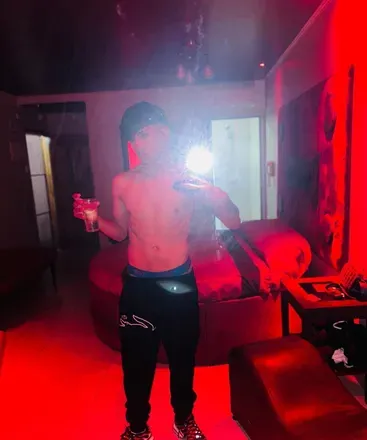 OnlyFans account  firetwinkkie header 2