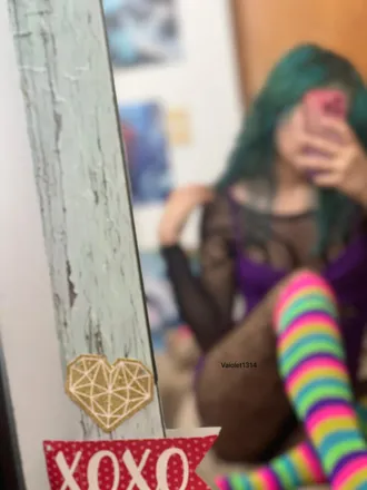OnlyFans cuenta vaioletbrit header 2