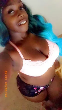 OnlyFans cuenta goddessz33naida avatar 1