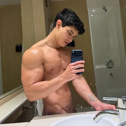 OnlyFans cuenta tomasjulianok avatar 1