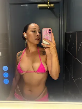 OnlyFans account  winter444 avatar 1