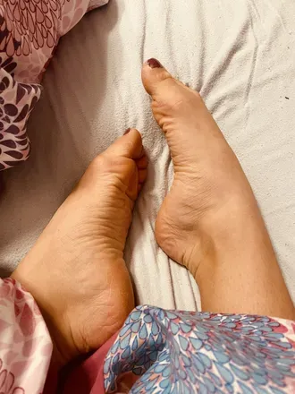 OnlyFans cuenta feetalessia avatar 1