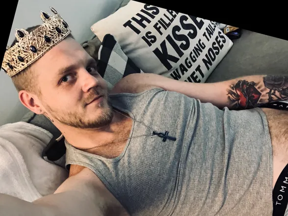 OnlyFans cuenta mikey1206 header 2