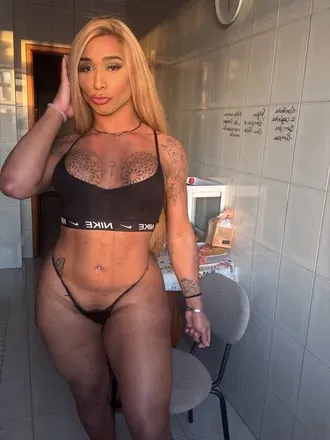 OnlyFans cuenta nicole-star avatar 1