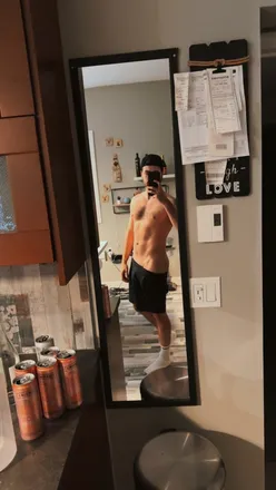 OnlyFans cuenta axel_white header 2