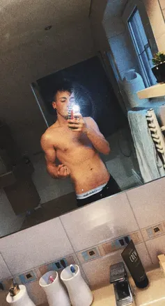 OnlyFans account  max_pv avatar 1