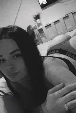 OnlyFans cuenta medeea.bby header 2