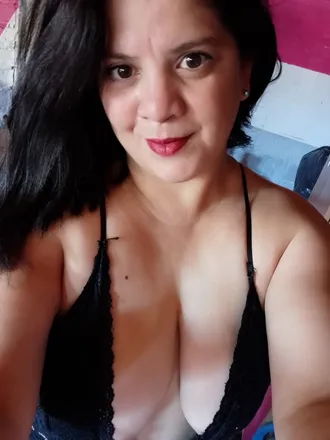 OnlyFans cuenta u224086055 header 2