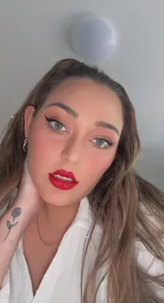 OnlyFans account  audrey_h header 2