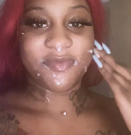 OnlyFans account  prettyprinxess header 2