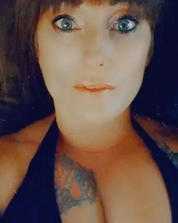 OnlyFans account  cyeager header 2