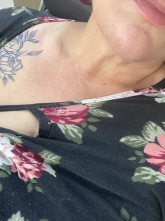 OnlyFans cuenta justjosie header 2