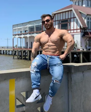 OnlyFans account  kevinconrad91 header 2