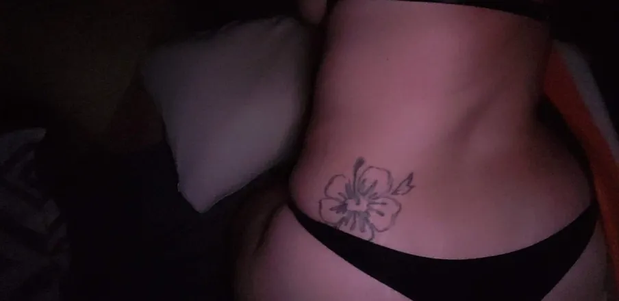 OnlyFans cuenta l4.r3bell3 header 2