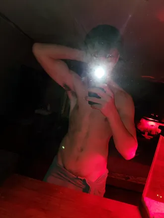 OnlyFans cuenta u18285456 header 2