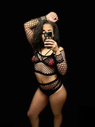 OnlyFans account  theloviehippie avatar 1