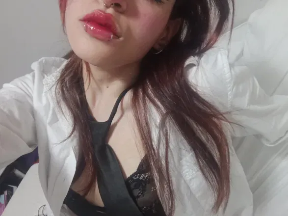 OnlyFans account  artemishere avatar 1