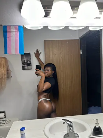 OnlyFans cuenta scandaloustheslut header 2