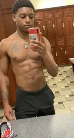 OnlyFans cuenta treyfeets avatar 1