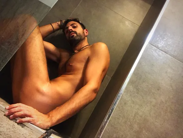 OnlyFans cuenta spank83 header 2
