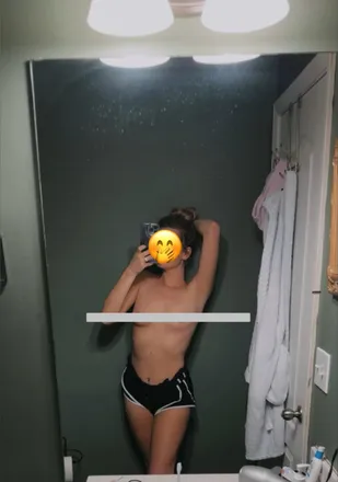 OnlyFans cuenta innocentbabes header 2