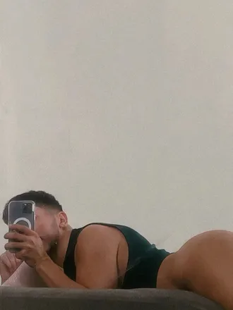 OnlyFans account  delicatemasc header 2