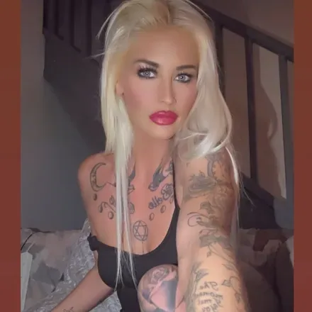 OnlyFans account  tiffanylouu avatar 1
