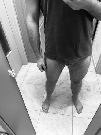 OnlyFans cuenta italiangayguy98 header 2
