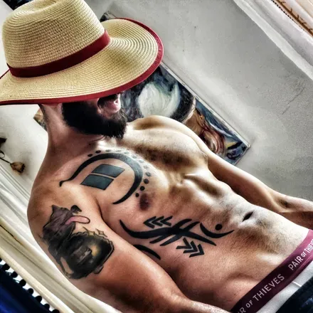 OnlyFans cuenta daddydarkbeard avatar 1