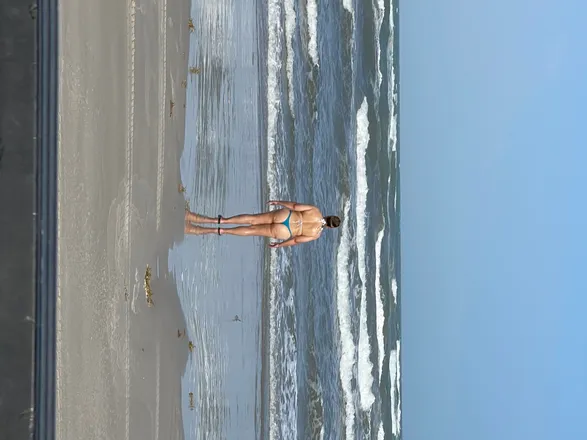 OnlyFans cuenta beachthong header 2