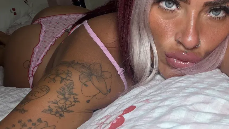 OnlyFans account  shannonxpaigex header 2