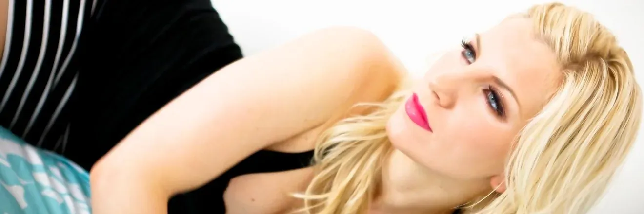 OnlyFans cuenta ashleyfires header 2