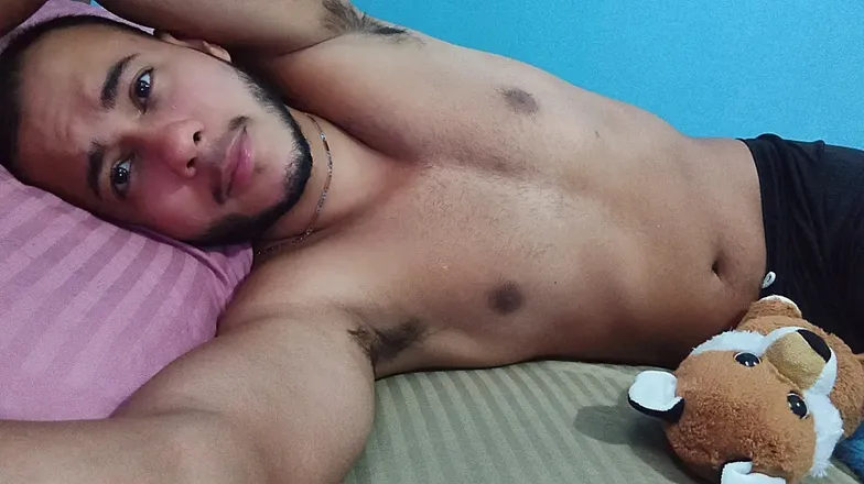OnlyFans cuenta mafaz header 2