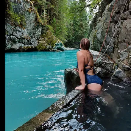 OnlyFans account  xeniatheamazon avatar 1