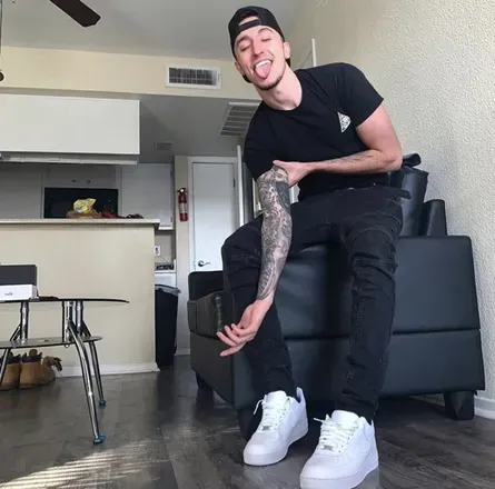 OnlyFans account  its_jr_baby avatar 1