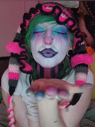 OnlyFans account  lunartheclown avatar 1