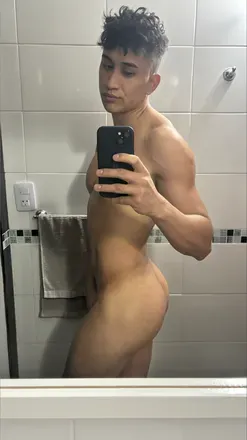 OnlyFans account  checopas avatar 1