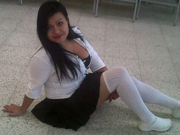 OnlyFans account  chelow header 2