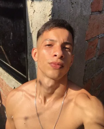 OnlyFans cuenta u214996999 header 2