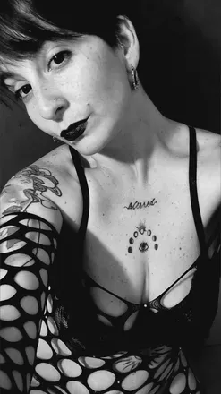 OnlyFans cuenta iammeduxa header 2