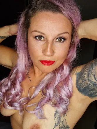 OnlyFans cuenta kinkykitty8 header 2
