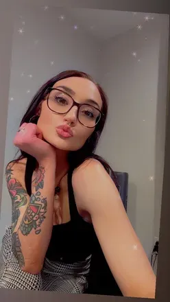 OnlyFans of kinkykrissy_xo