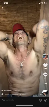 OnlyFans account  ronnieb.lindsyb avatar 1