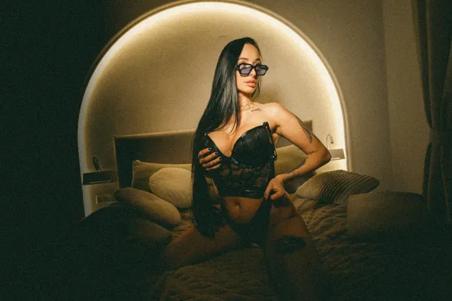 OnlyFans cuenta tattooed_kika avatar 1