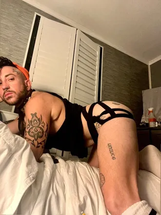 OnlyFans cuenta princeestxxx header 2