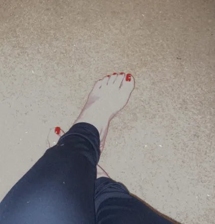 OnlyFans account  kissmyprettytoes header 2