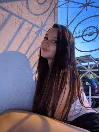 OnlyFans account  sofia_evans header 2