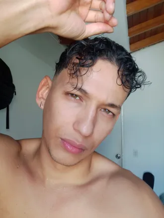 OnlyFans cuenta denilgarcia header 2