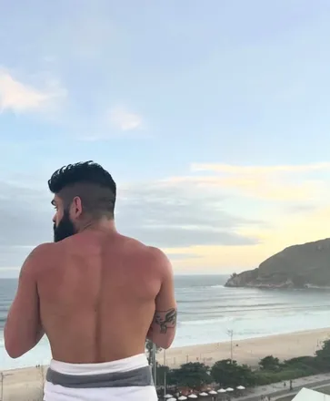 OnlyFans cuenta lugabreeel header 2